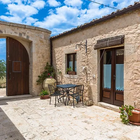 Landhaus La Muraglia Residenza Turistica Rurale Santa Croce Camerina