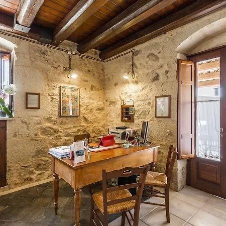 בית כפרי La Muraglia Residenza Turistica Rurale *