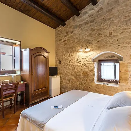בית כפרי La Muraglia Residenza Turistica Rurale *