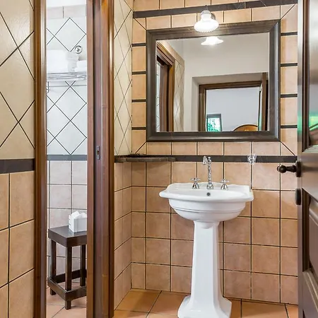 La Muraglia Residenza Turistica Rurale סנטה קרוצ'ה קמרינה