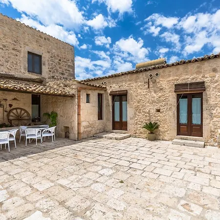 בית כפרי La Muraglia Residenza Turistica Rurale